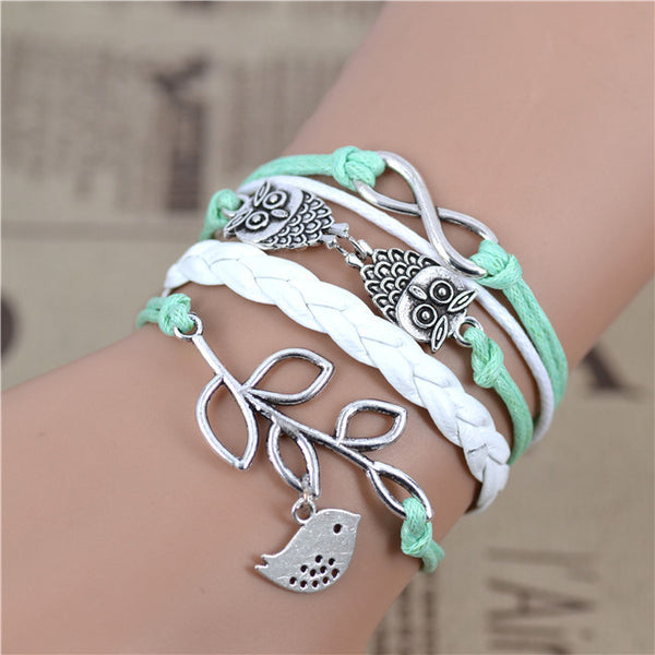 Bracelet infinity light green